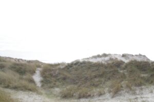 Les dunes entre la plage de Tréguennec et le concasseur à galets